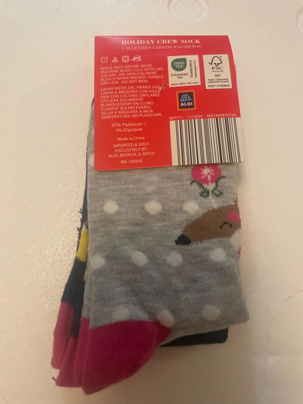 Holiday Crew Socks womens size 4-10 Christmas 2 pair festive